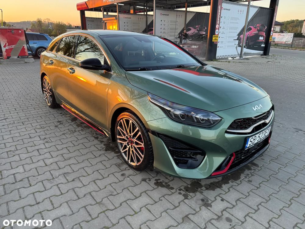 Kia ProCeed - 1