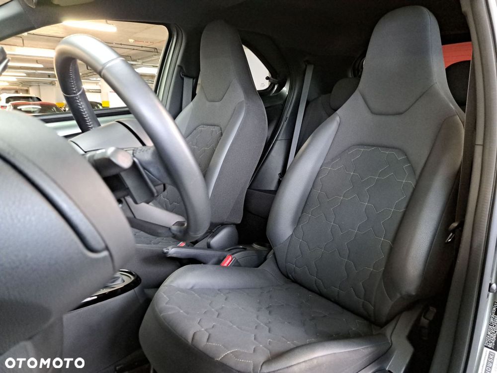 Toyota Aygo X - 12