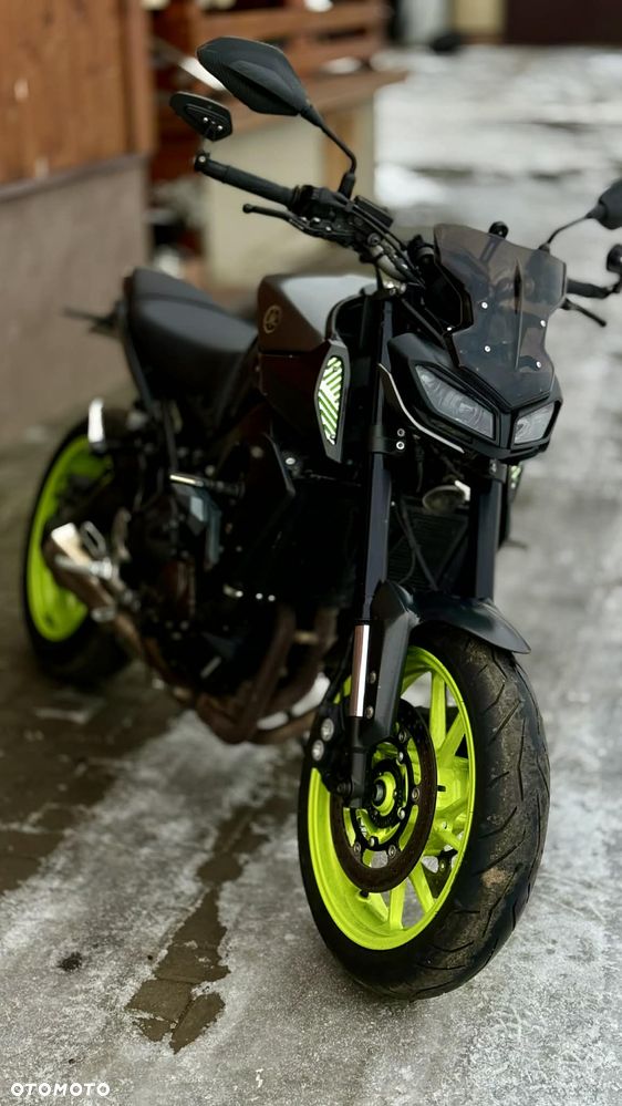 Yamaha MT - 3