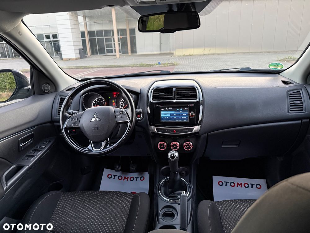Mitsubishi ASX - 16