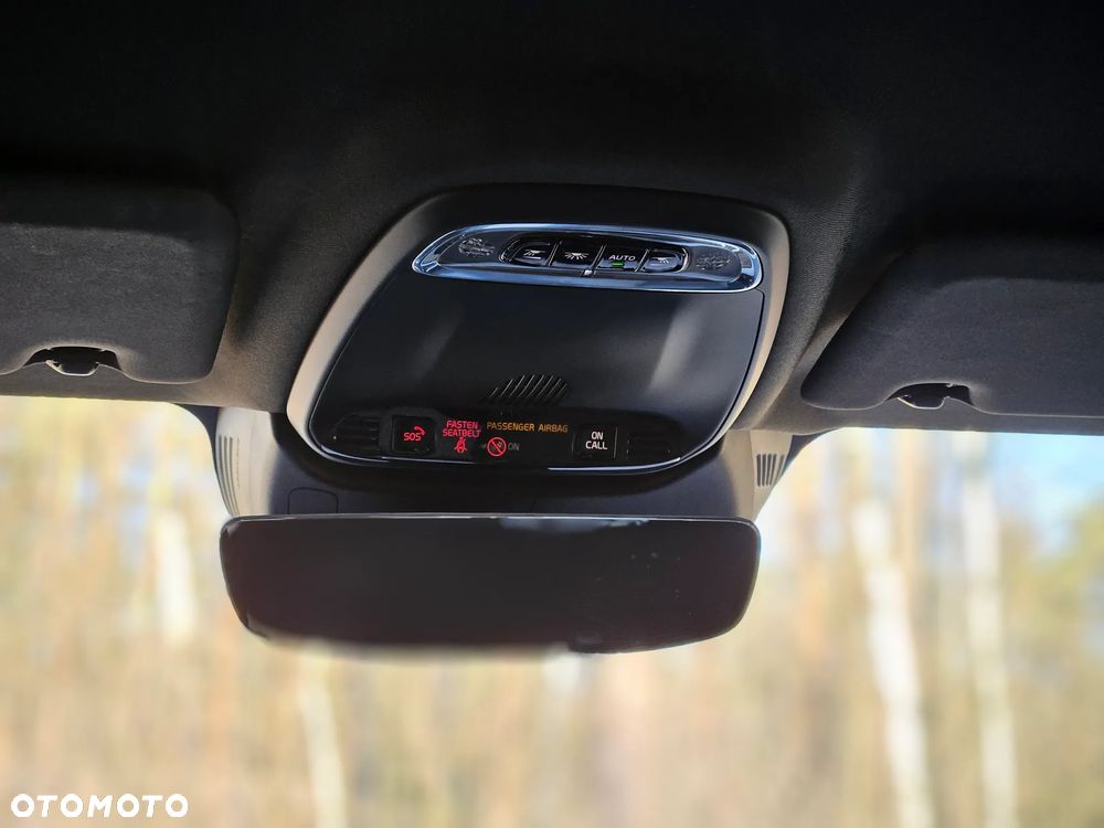 Volvo S60 T4 R-Design - 22