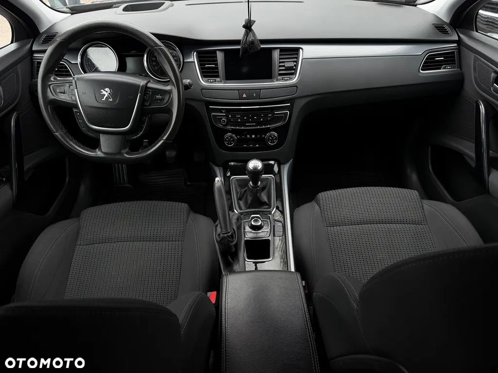 Peugeot 508 1.6 T Allure - 22