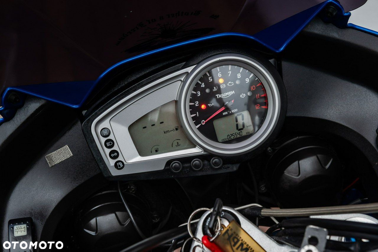Triumph Tiger - 10