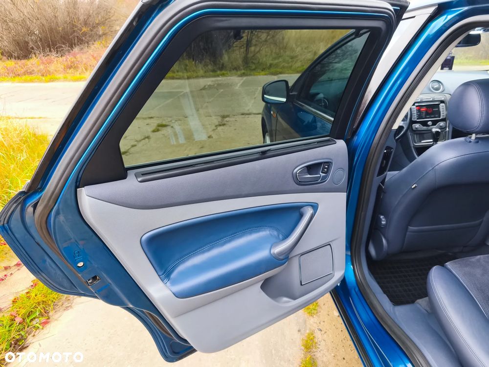 Ford Mondeo 2.0 TDCi Titanium - 26