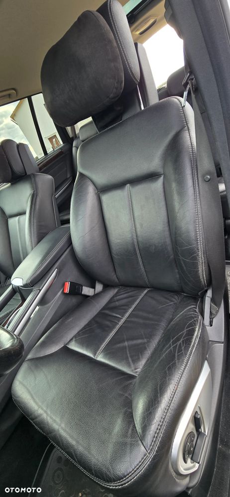 Mercedes-Benz GL 450 - 26