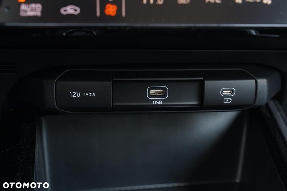 Kia Niro 1.6 GDI Hybrid M - 21