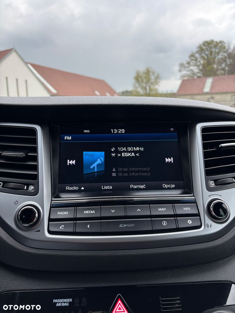 Hyundai Tucson 2.0 CRDI BlueDrive Style 2WD - 23