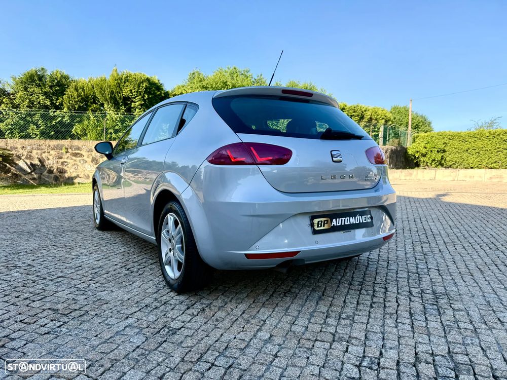 SEAT Leon 1.6 TDI ECOMOTIVE Sport Start/Stop - 10