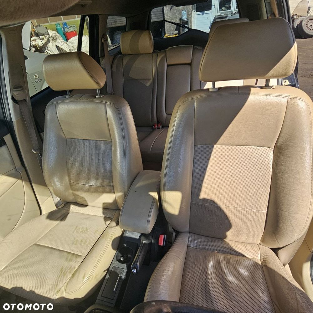 Ford Mondeo Mk3 (2003r) 2,0 D 96 kW / 130 KM (kod lak: G0) pojazd na części - 12