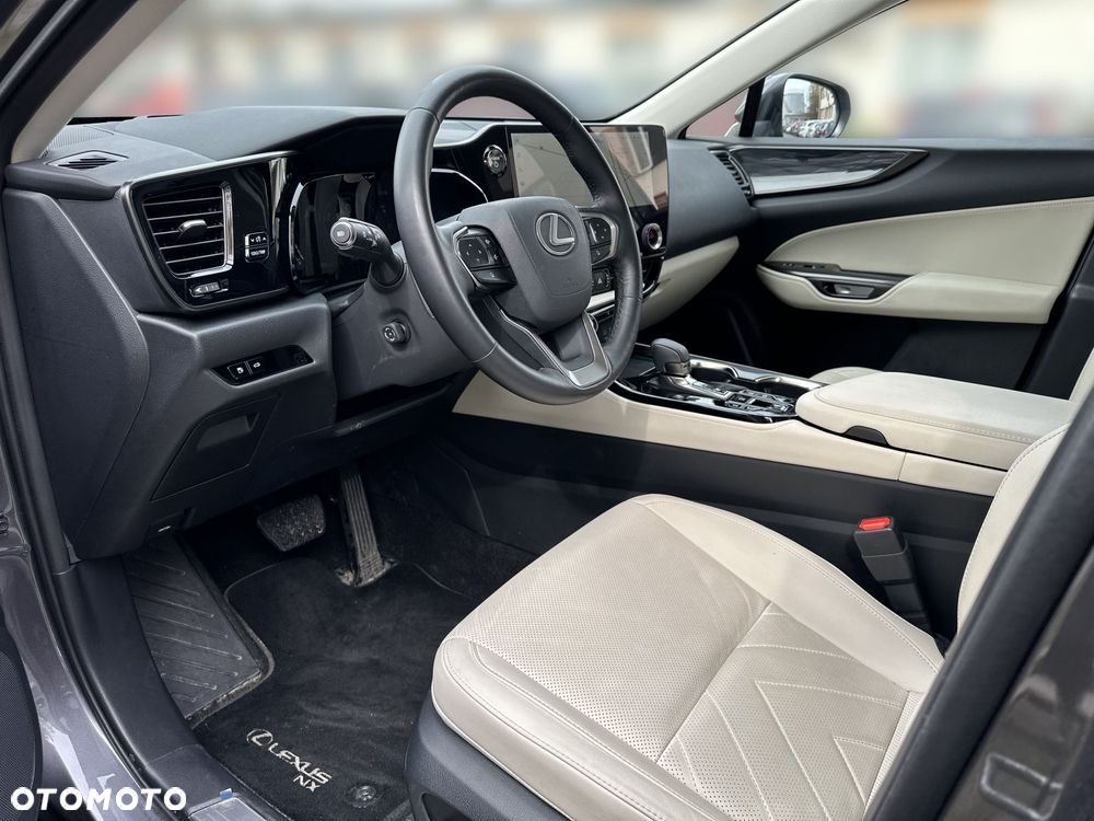 Lexus NX - 9