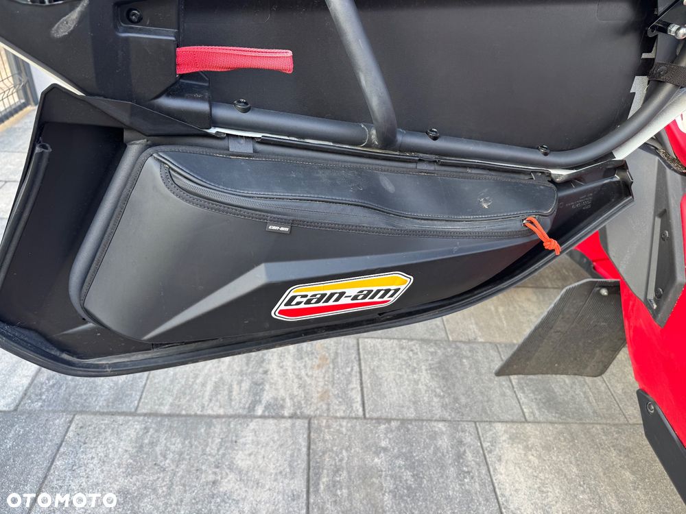 Can-Am Maverick - 14