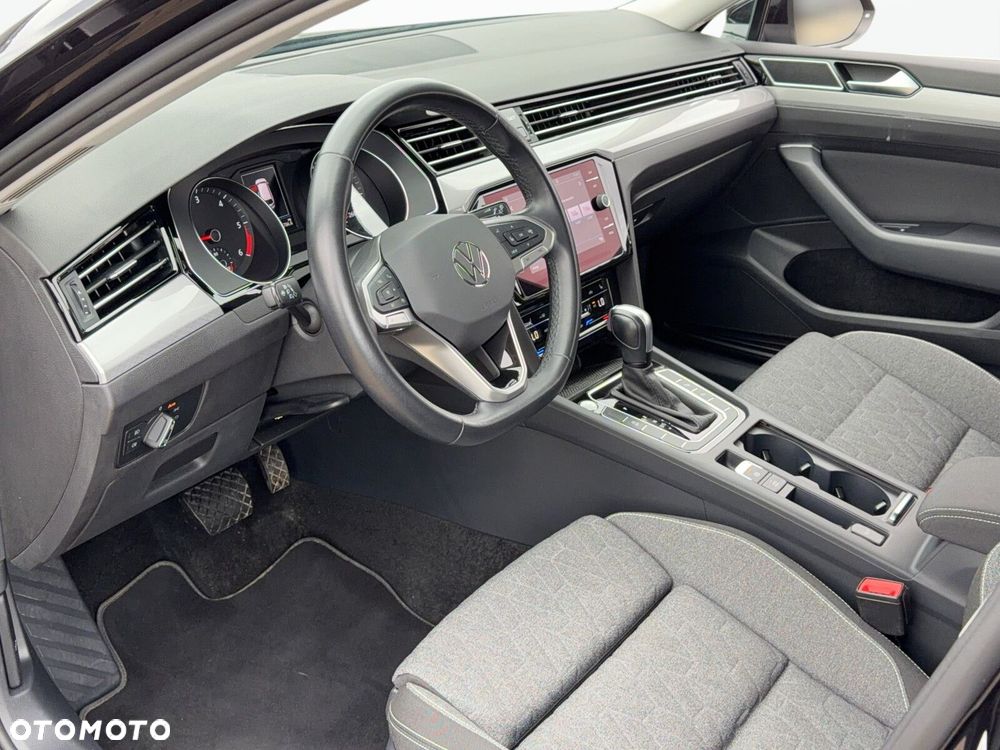 Volkswagen Passat Variant 2.0 TDI Business DSG - 10