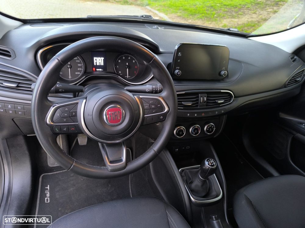 Fiat Tipo Station Wagon 1.0 GSE T3 City Life - 9