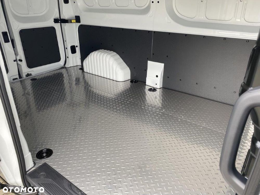 Maxus Deliver 7 - 21