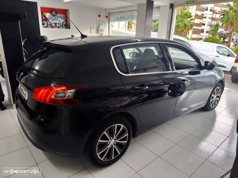 Peugeot 308 130 e-THP Stop & Start Allure - 16