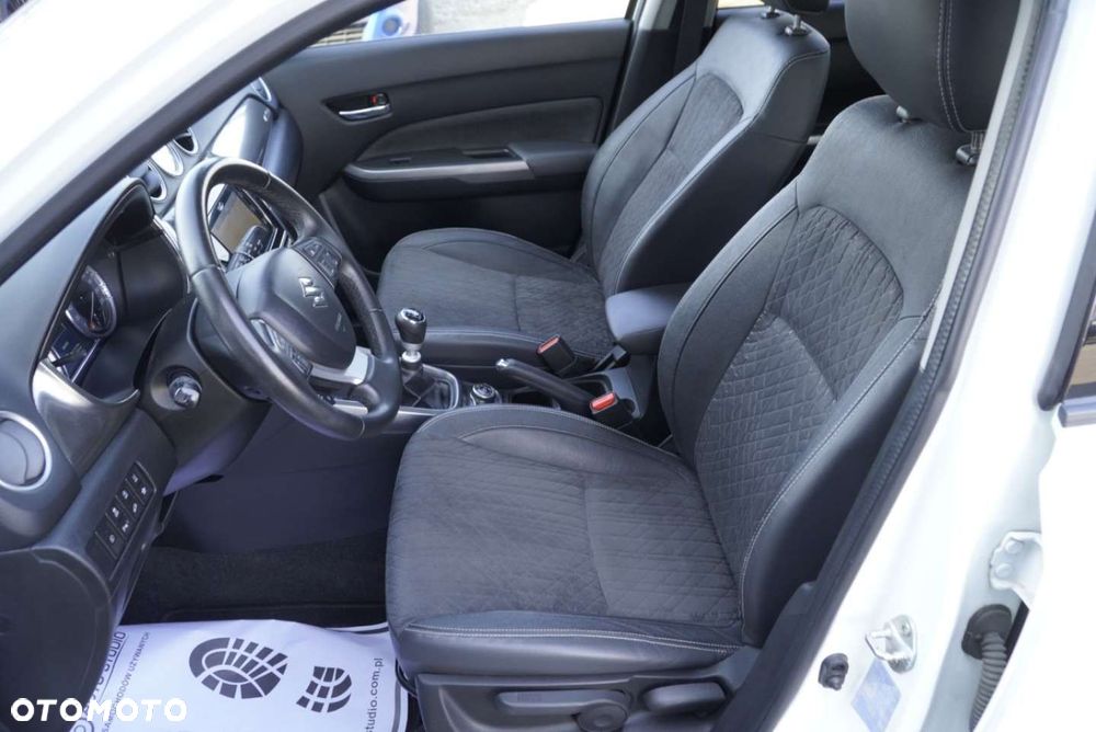 Suzuki Vitara 1.4 Boosterjet Allgrip S - 9