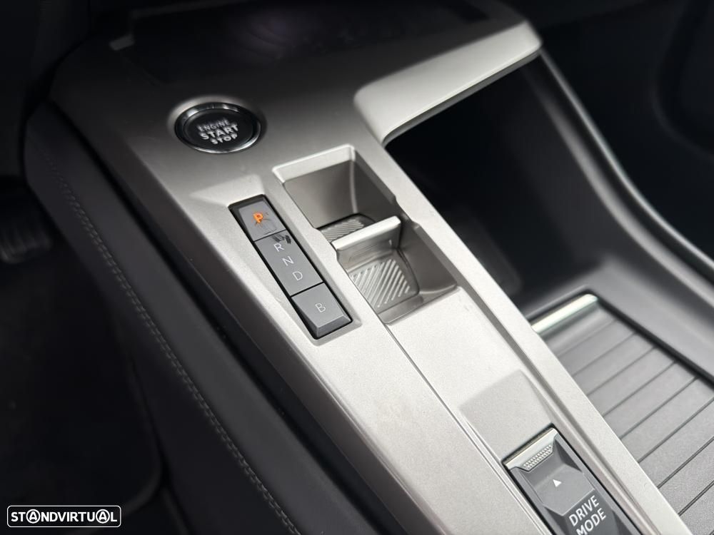 Peugeot 408 1.6 Hybrid Allure Pack e-EAT8 - 24