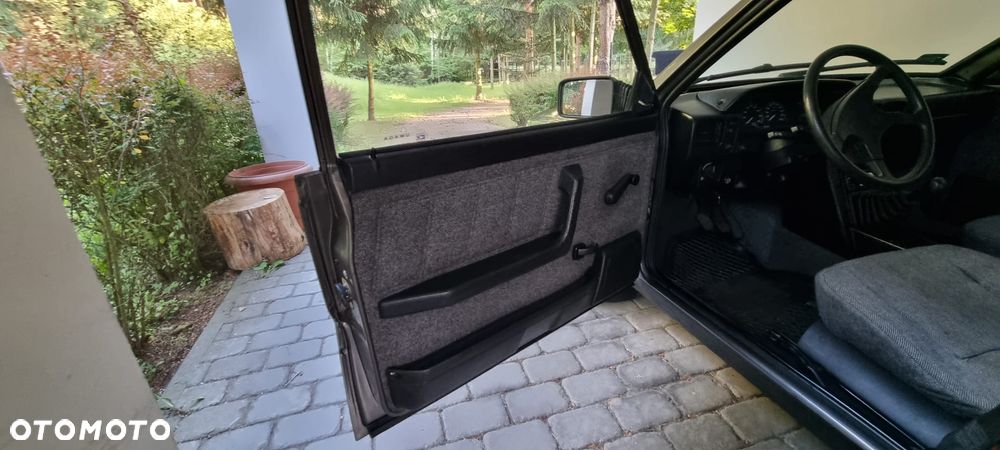 Polonez Caro - 15
