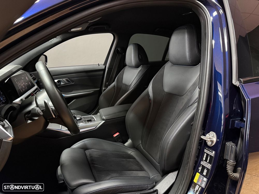 BMW 330 e Pack Desportivo M Auto - 9