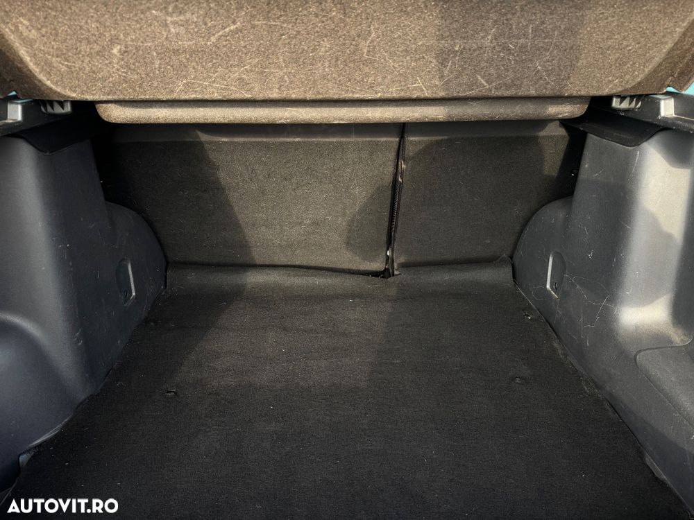 Dacia Duster 1.6 4x2 Prestige - 24