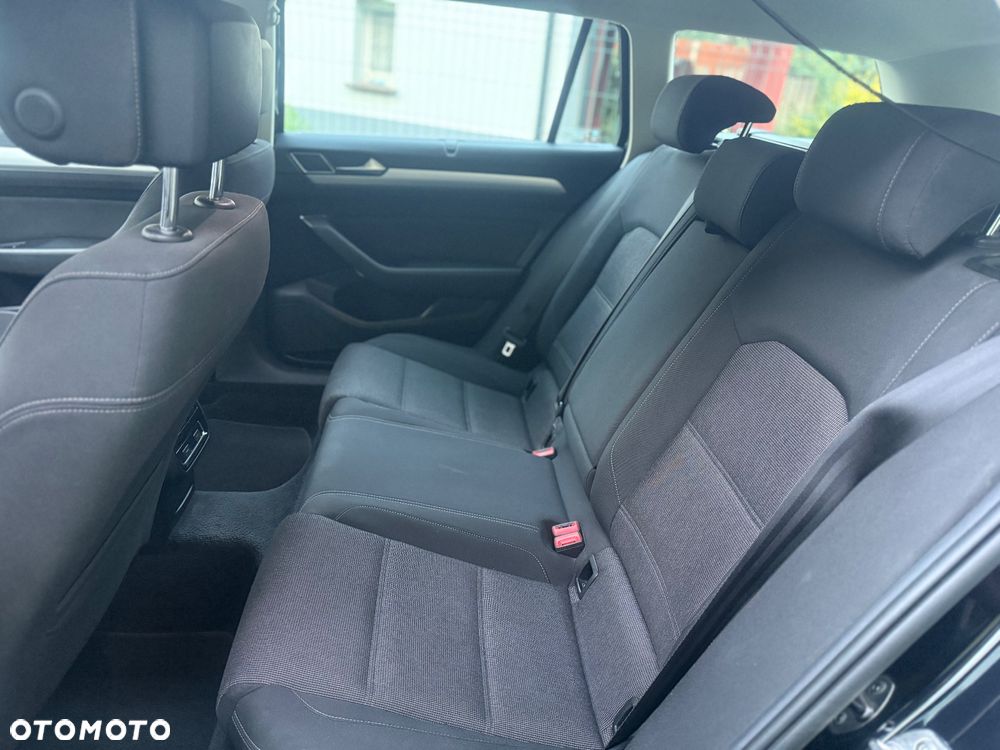 Volkswagen Passat 2.0 TDI BMT Comfortline - 20