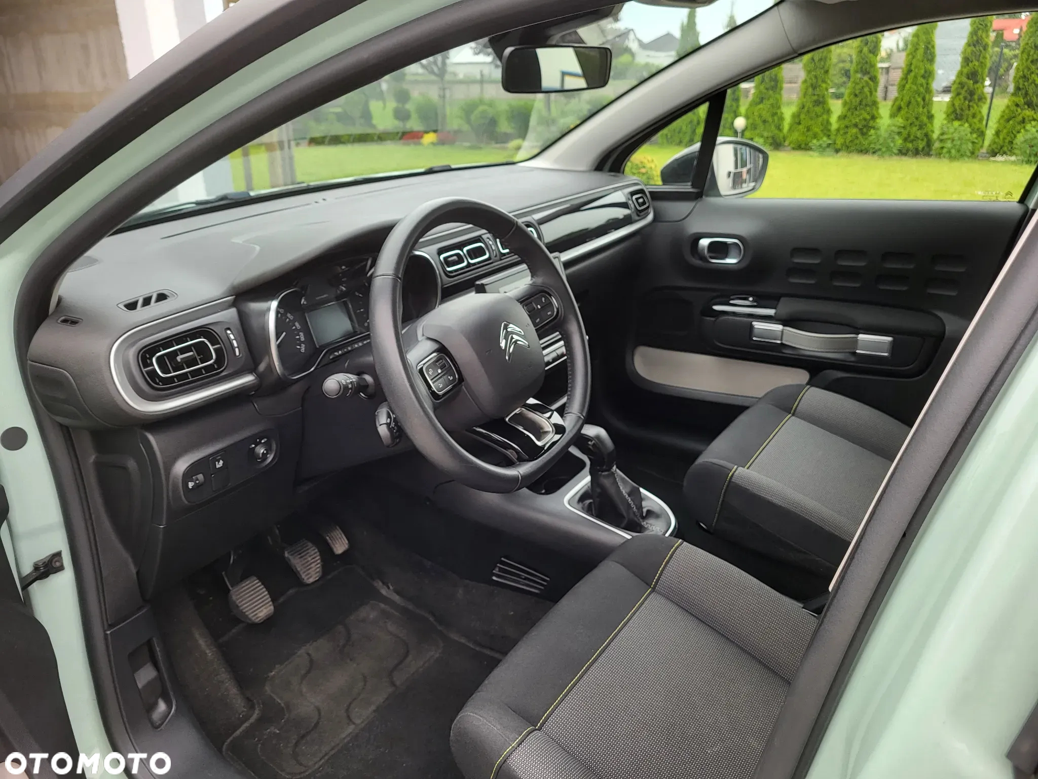 Citroën C3 1.2 PureTech Shine - 31