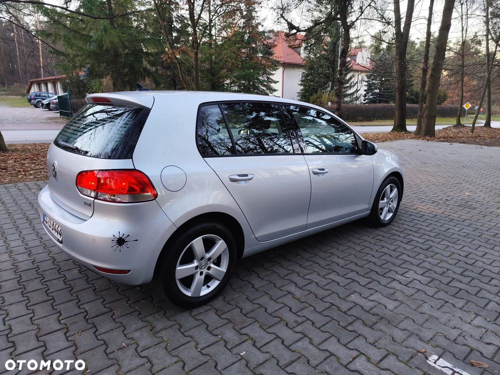 Volkswagen Golf 1.6 TDI DPF Comfortline - 19