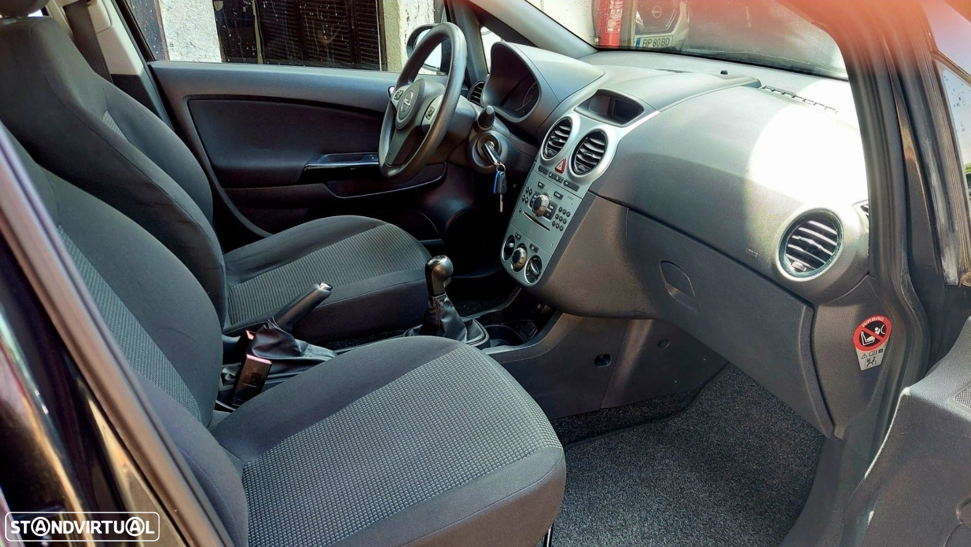 Opel Corsa 1.3 CDTi Enjoy EcoFLEX - 9