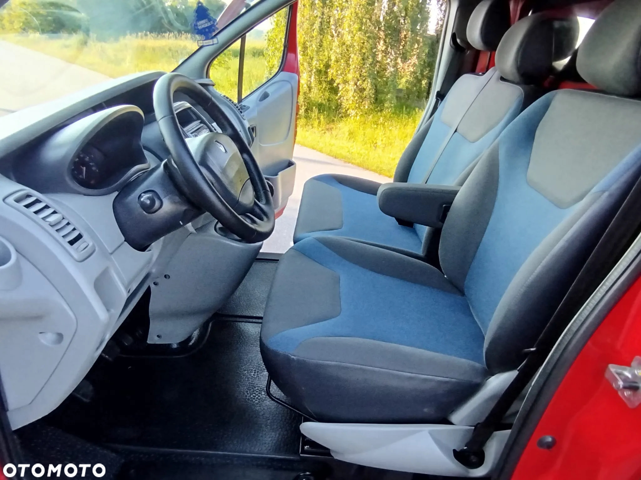 Renault Trafic - 11