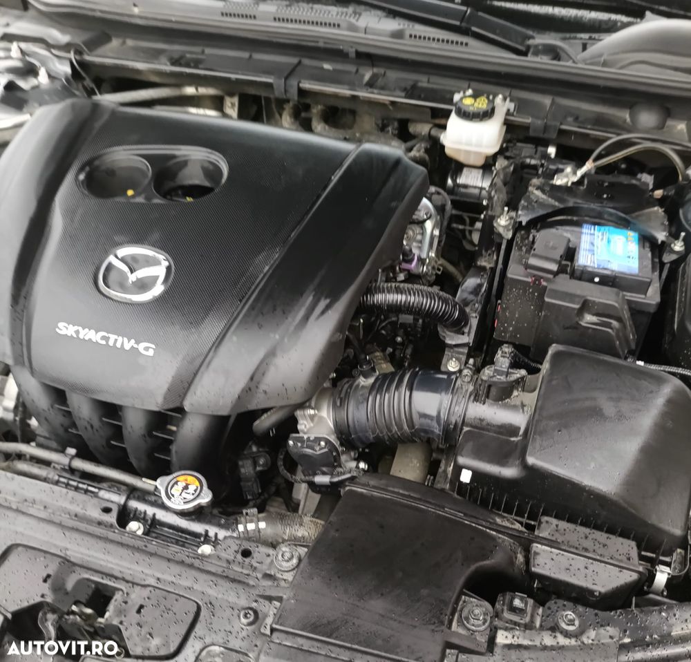Mazda 3 e-SKYACTIV-G 2.0 M HYBRID - 7