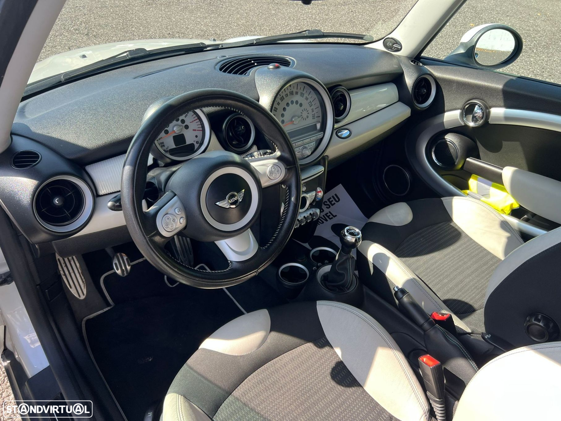 MINI 3 Portas - 7