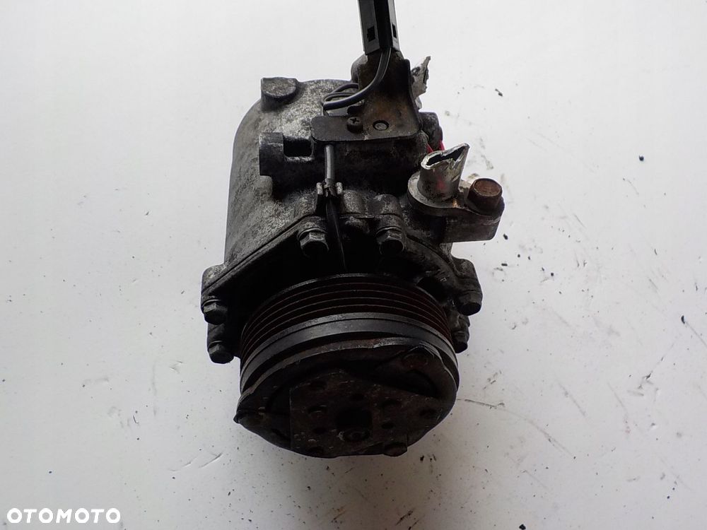 MITSUBISHI LANCER VIII 1.5 16V B ORG SPRĘŻARKA POMPA KLIMATYZACJI 7813A057 - 2