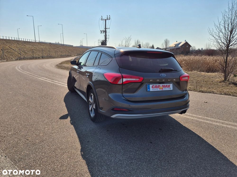 Ford Focus SW 1.0 EcoBoost Hybrid ACTIVE - 13