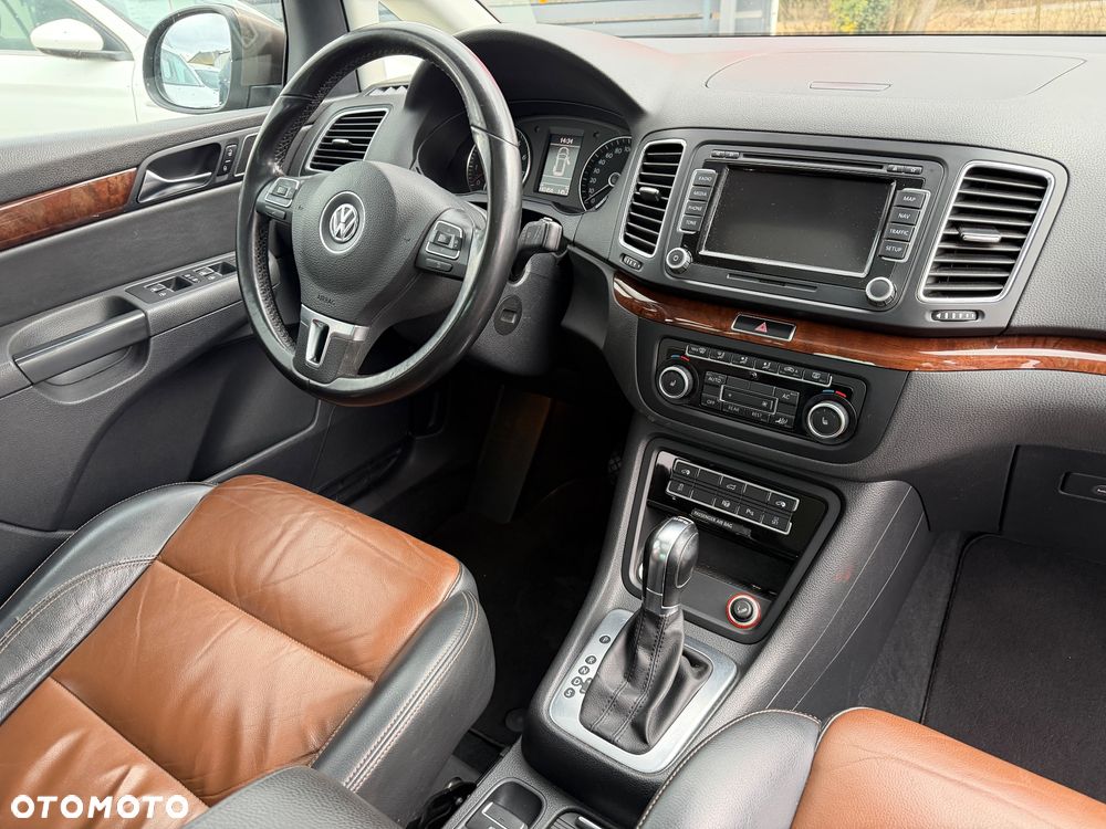 Volkswagen Sharan 2.0 TSI DSG Highline - 17