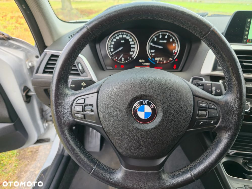 BMW Seria 1 - 19
