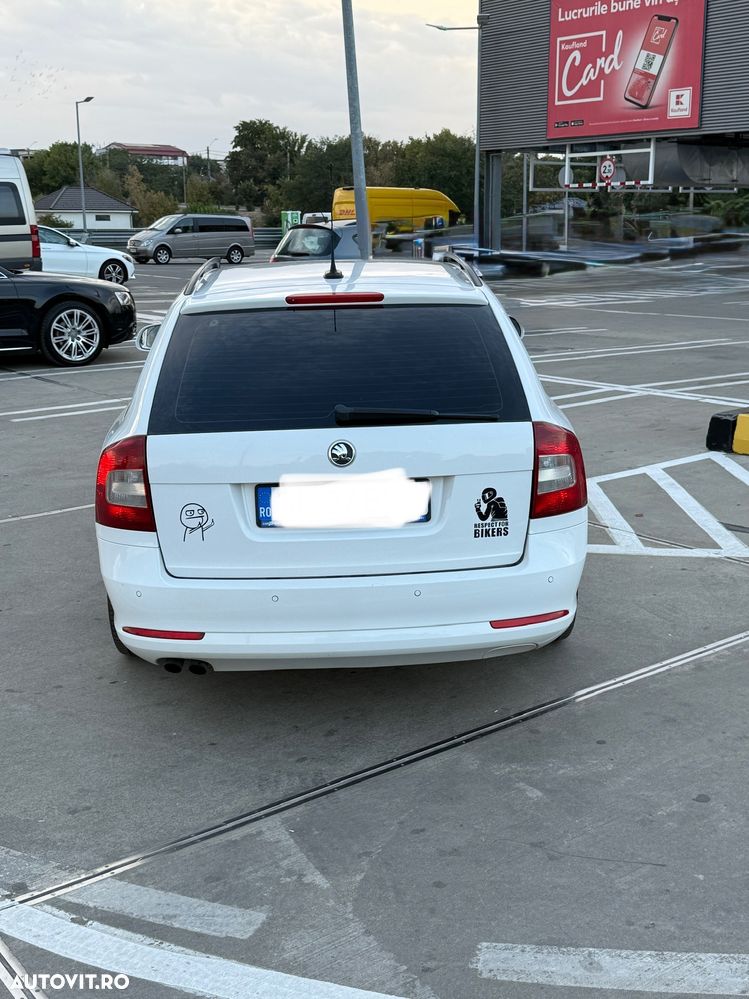 Skoda Octavia 2.0 TDI DPF Ambiente - 8