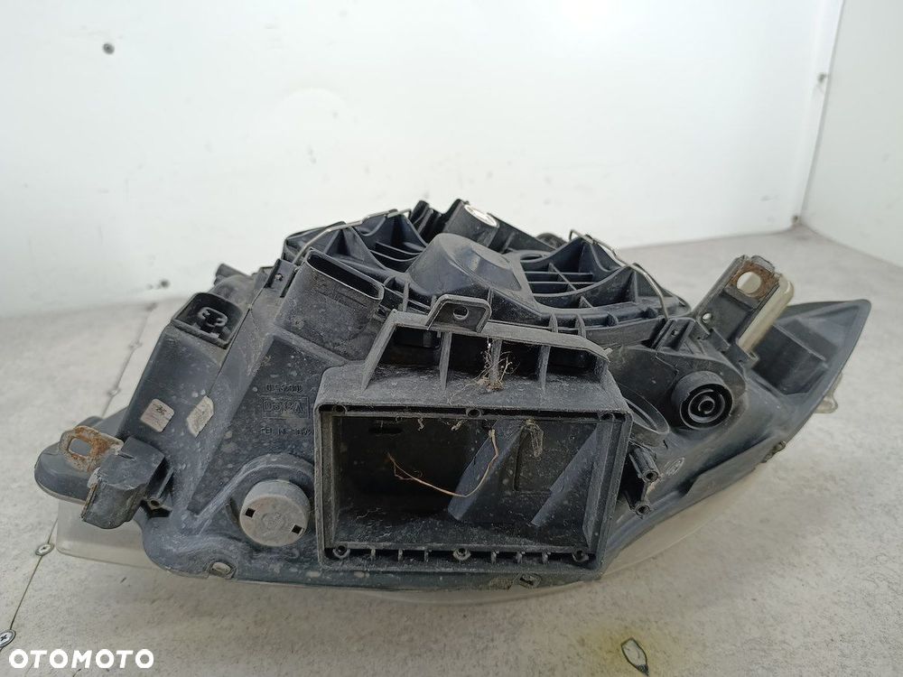 LAMPA PRZÓD PRAWA BMW 1 E87 6924488 89310941  VALEO - 11