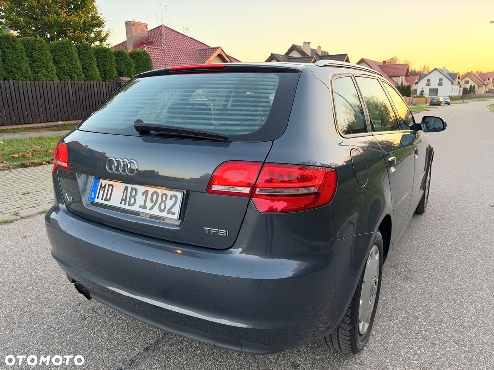 Audi A3 Sportback - 6