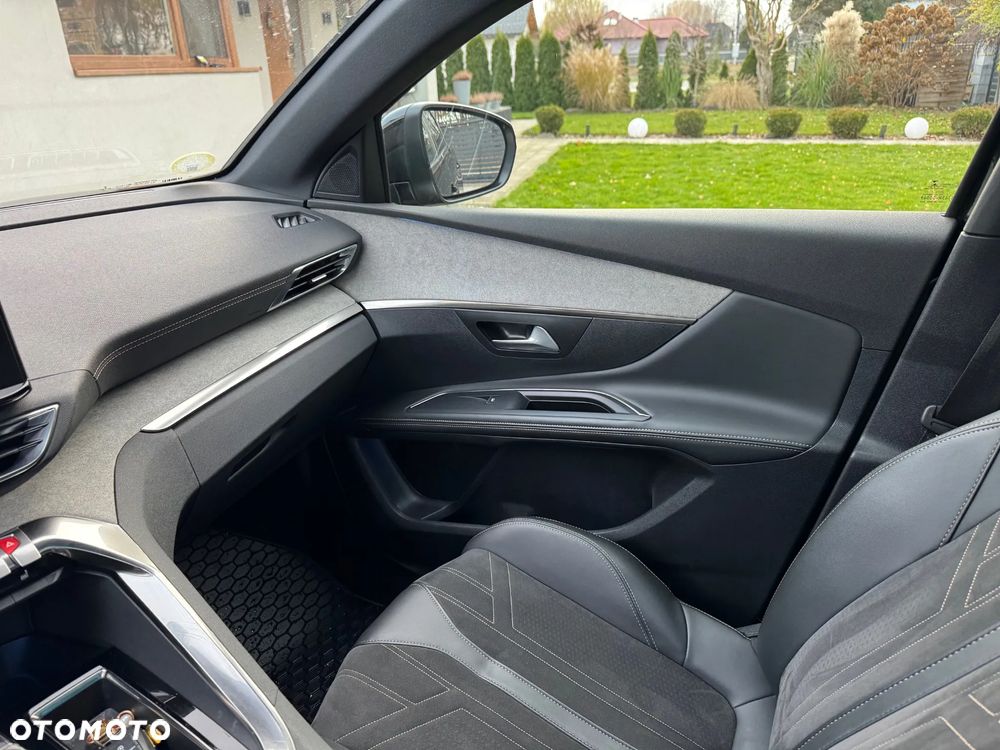 Peugeot 5008 BlueHDi 130 EAT8 GT - 17