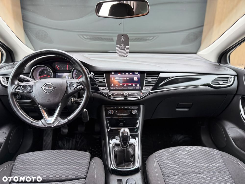 Opel Astra 1.4 Turbo ON - 10