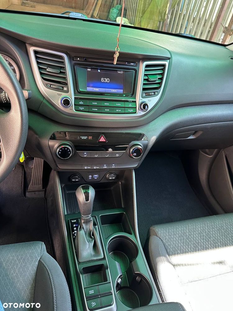 Hyundai Tucson - 13