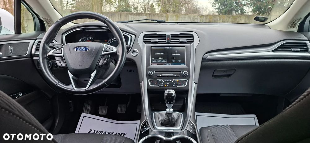 Ford Mondeo SW 2.0 TDCi S&S Titanium - 18