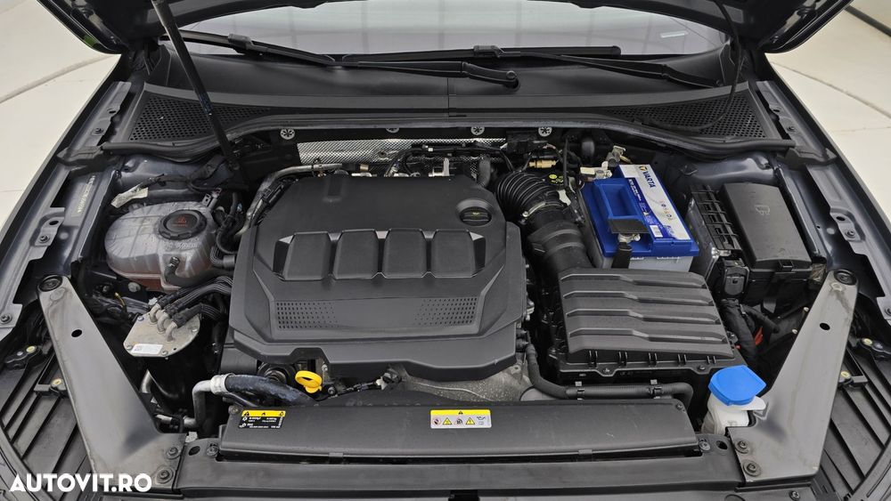 Volkswagen Passat - 24
