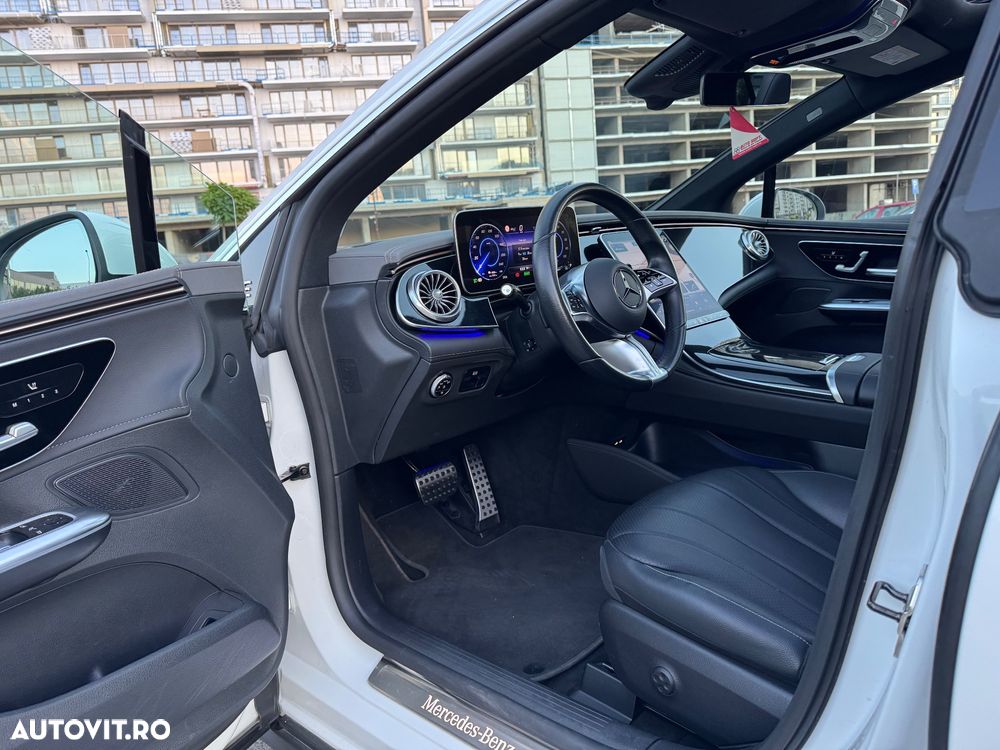 Mercedes-Benz EQE 350+ - 15