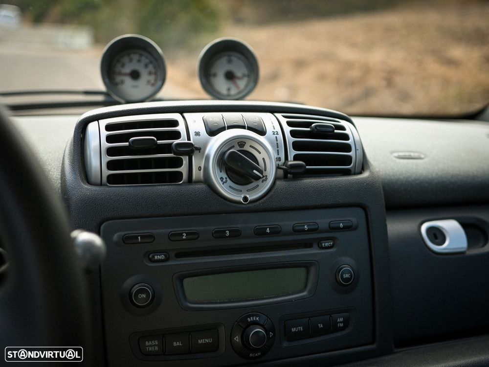 Smart ForTwo Coupé 1.0 mhd Pure 61 - 6