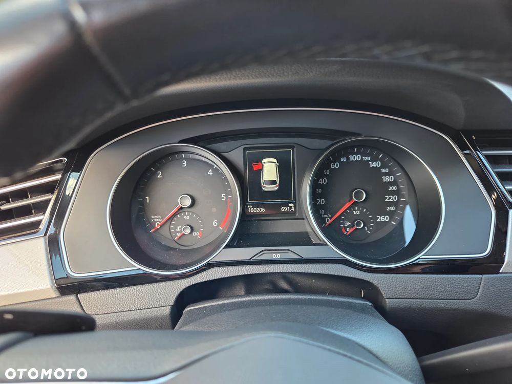 Volkswagen Passat Variant 2.0 TDI SCR Style DSG - 7