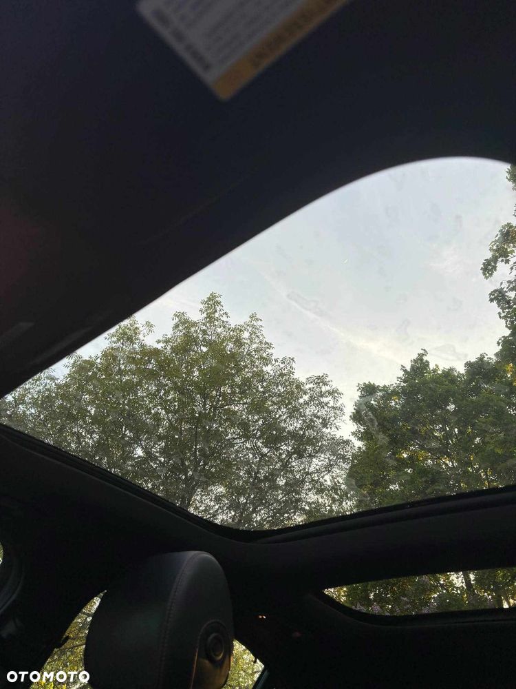 Mercedes-Benz Klasa E AMG 53 4Matic 9G-TRONIC - 26