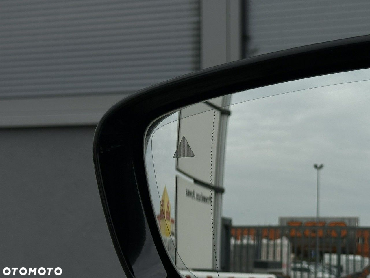 BMW Seria 8 - 20