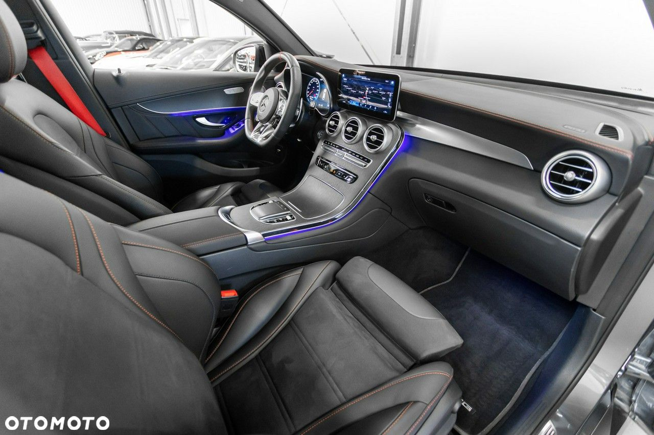 Mercedes-Benz GLC - 27