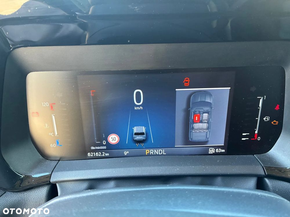 Ford Tourneo Courier 1.0 EcoBoost Titanium - 11